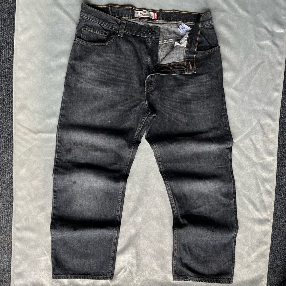 Faded Baggy Levi’s 559 black denim